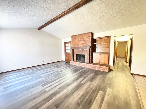 5th image of 9816 Larkspur Ln #9816