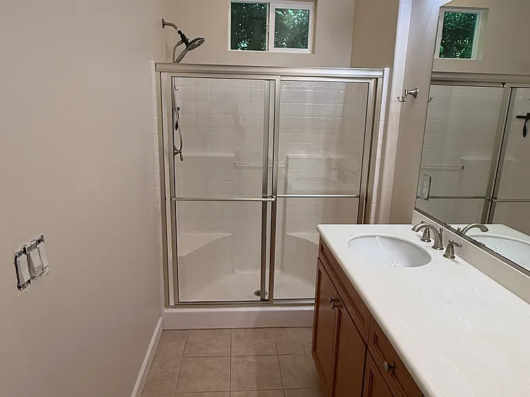 10302 Oldham Ln — Photo 23