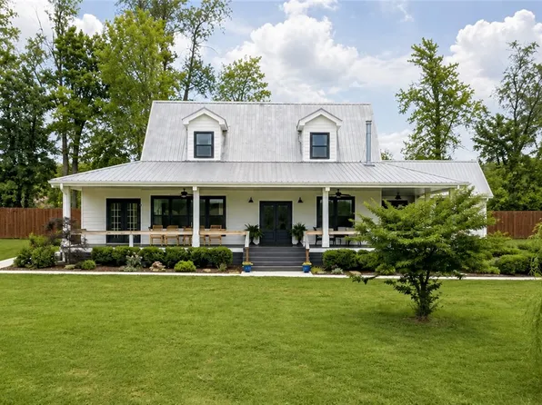 12737 Buddy Elkins Rd, Farmington, AR 72730