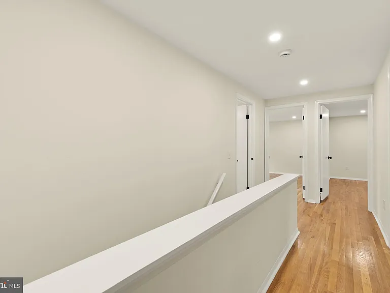 8416 Fox Run — Photo 47