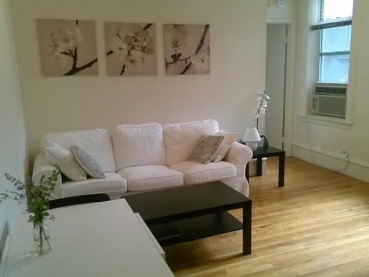 Rented by Ellen Elliot, LREB | media 19