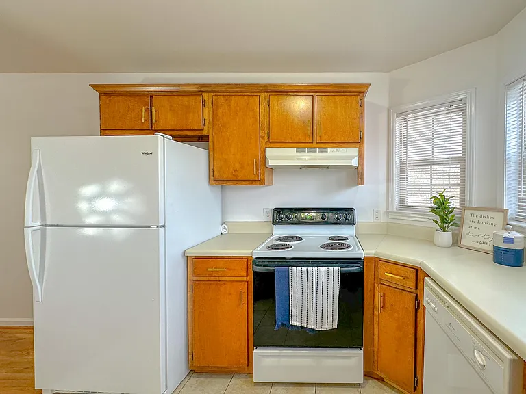 411 N Thornton Ave #2 — Photo 5