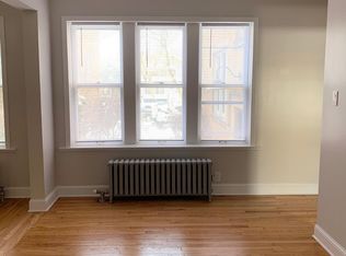 3405 S Lowe Ave #1B, Chicago, IL 60616