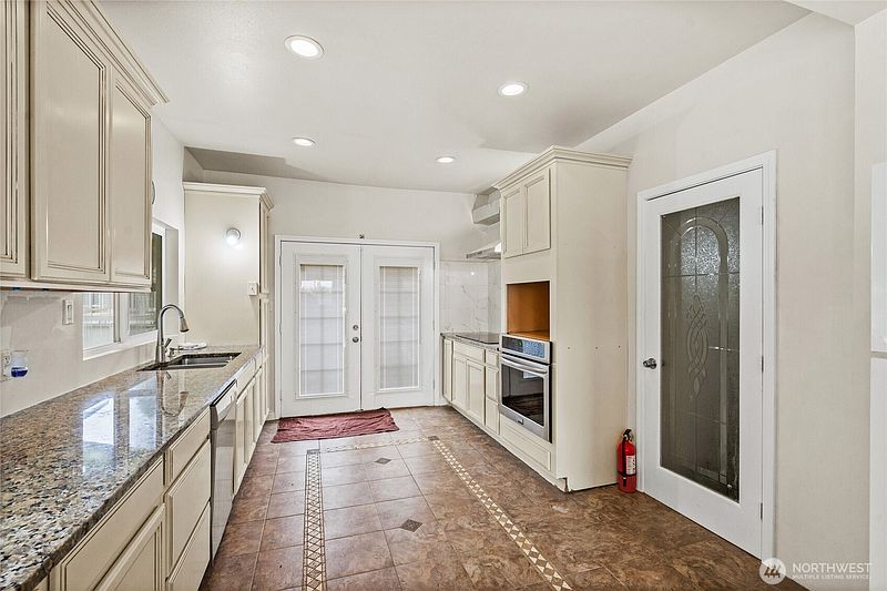 2nd image of 4012 Rucker Avenue