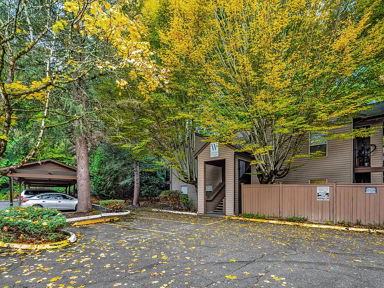 9805 Avondale Rd NE #W159 — Photo 34