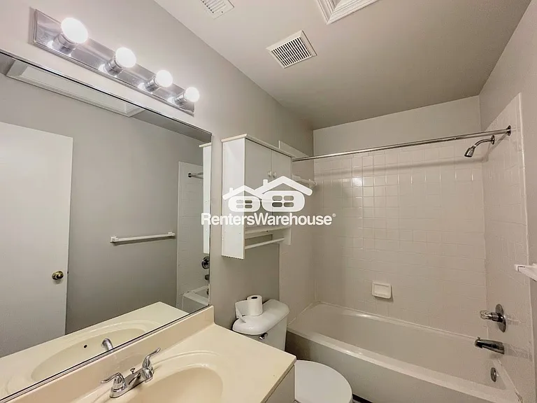 904 Rue Marseille — Photo 24