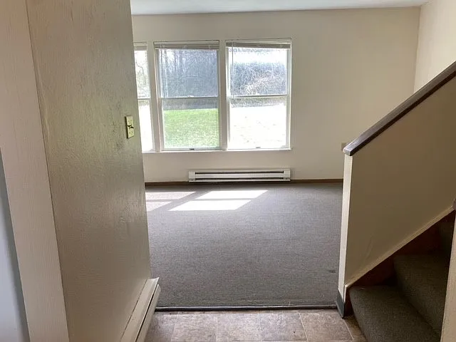 100 Woodside Dr — Photo 5