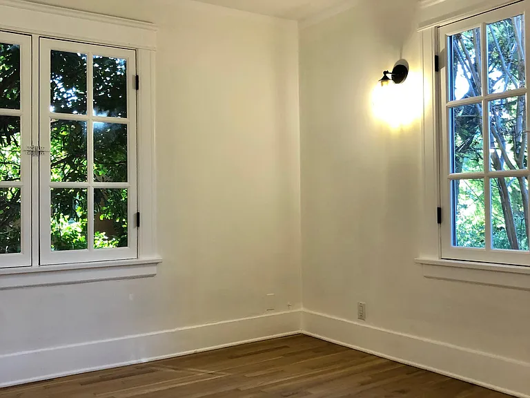 2046 N Highland Ave #2046 — Photo 10