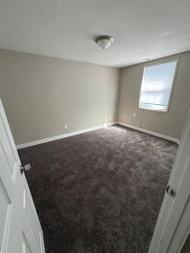 1452 Saulcy St Photo 1