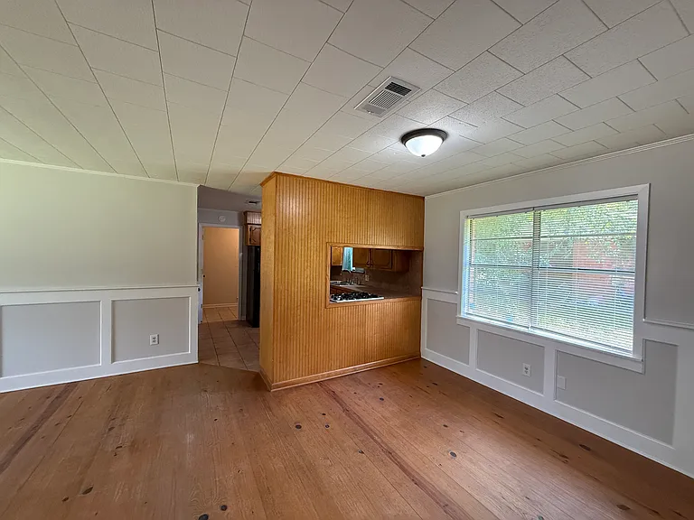 362 Reagan Dr — Photo 9
