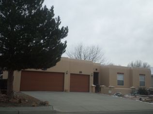 4705 Sunrise Cir, Farmington, NM 87401