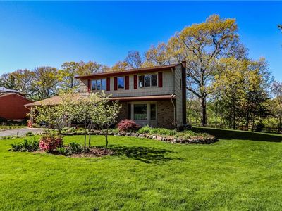 16 Nathan Dr, North Brunswick, NJ, 08902