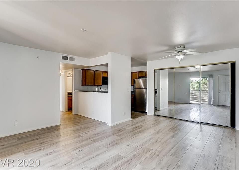 1st image of 2121 Blue Breeze Dr Unit 202