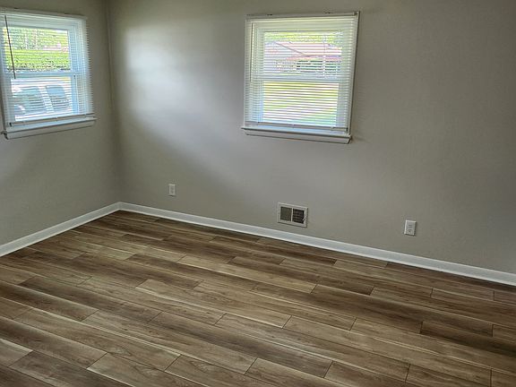5th image of 2121 Empire Blvd #2