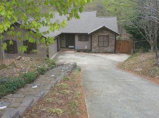 3017 Archdale Dr, Charlotte, NC 28210