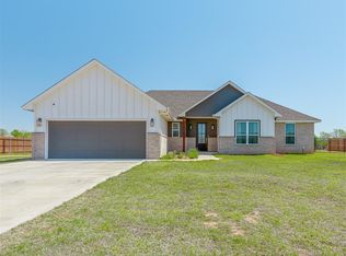 1027 Heritage Hills Dr, Tuttle, OK 73089