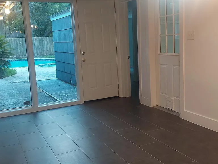 4629 Cedar Oaks Ln — Photo 9