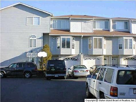 1st image of 42 Susanna Ln