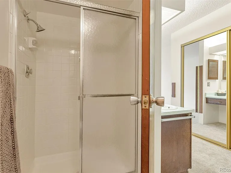 13601 E Marina Dr #304 — Photo 8