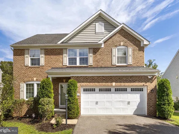 4557 Cotswold Manor Loop, Woodbridge, VA 22192