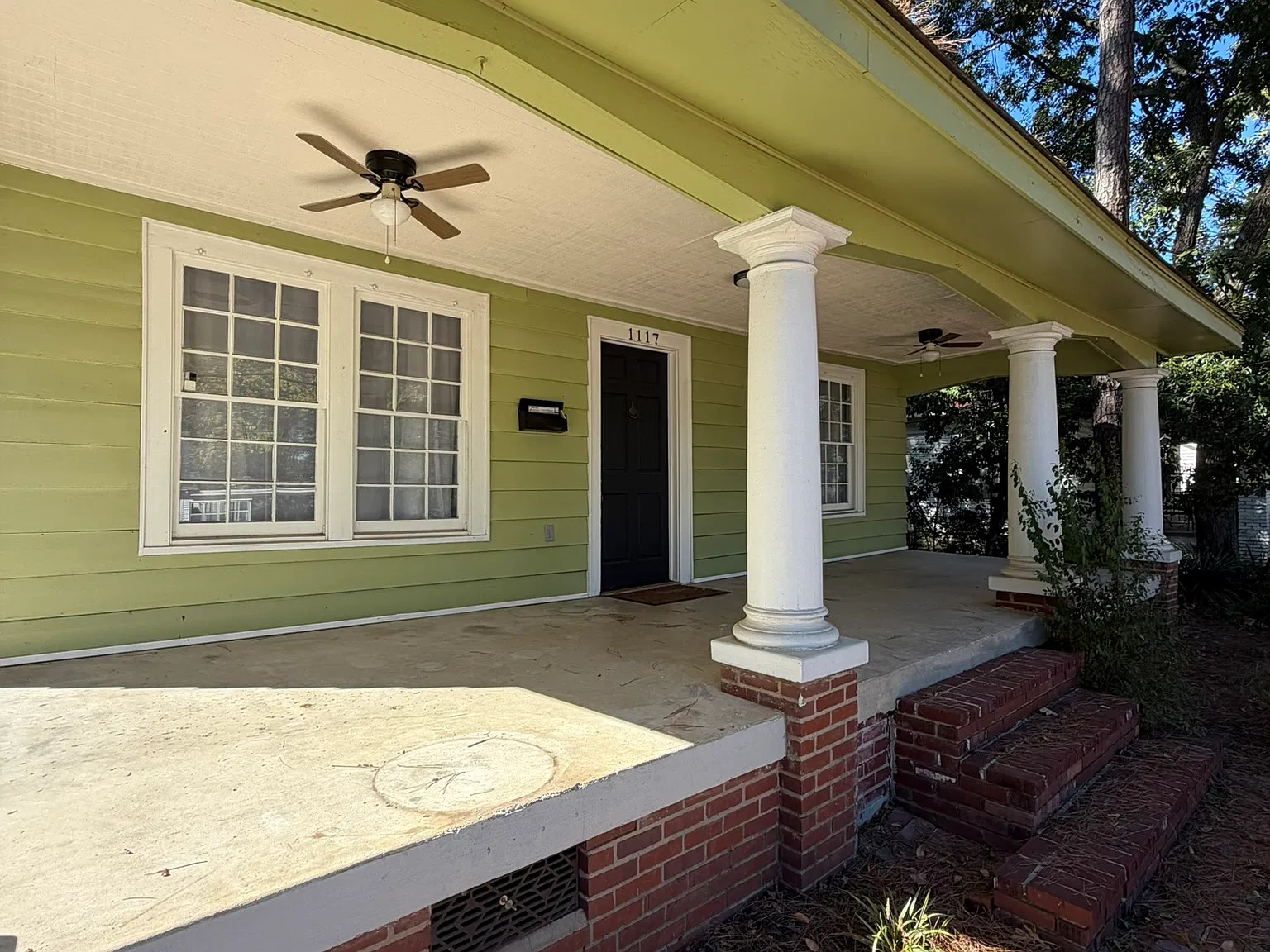 3 bed, 2190 sqft, $2,300 — Photo 4