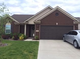 1143 Red Poppy Ct, Bowling Green, KY 42104