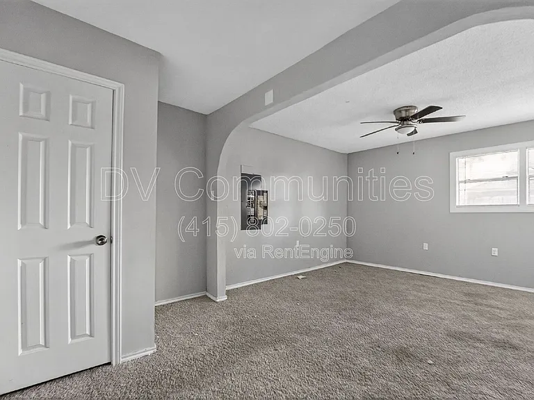 3901 Dakota Trl — Photo 17