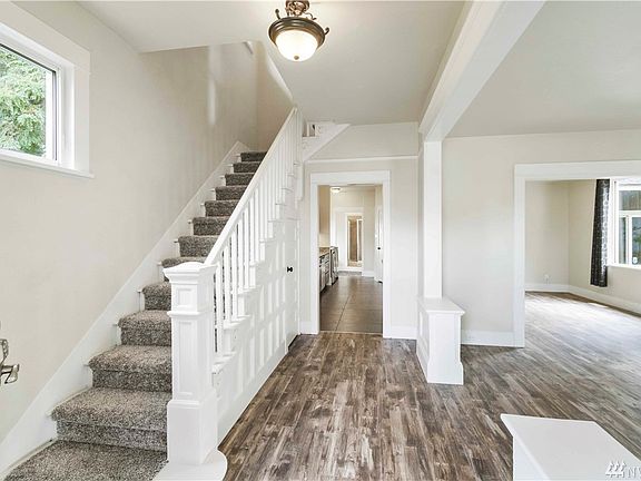 4th image of 3637 E McKinley Ave
