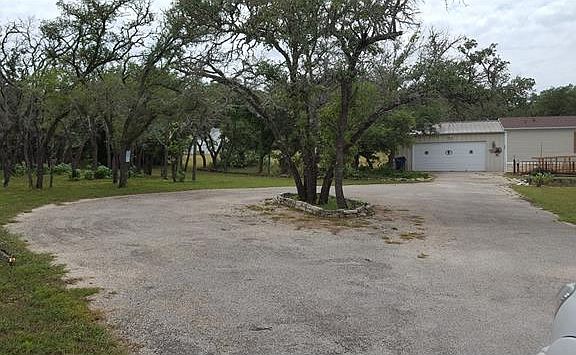 3rd image of 1330 Thousand Oaks Trl