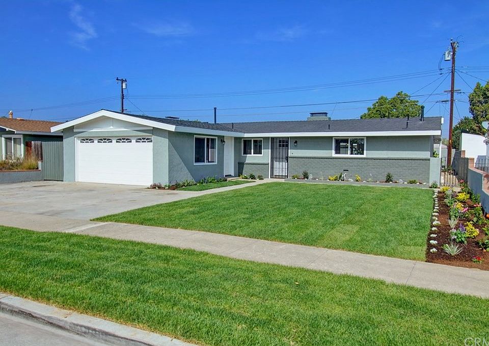 1st image of 5878 Los Santos Way
