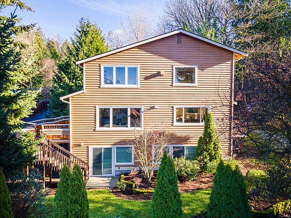 4th image of 11717 106th Ave NE