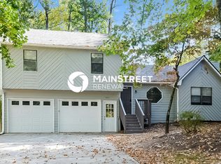 8050 Sumit Wood Dr NW, Kennesaw, GA 30152