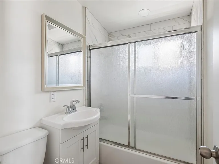 525 Catalina St #D — Photo 11
