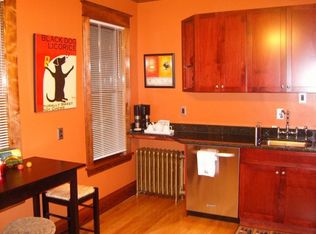 908 Laurel Ave #A, Saint Paul, MN 55104