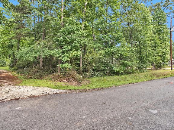4th image of Lawrence Dr Lot 66