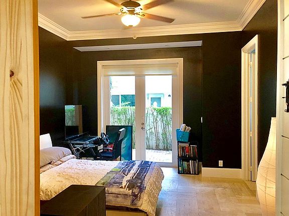 4th image of 4332 Seagrape Dr #3