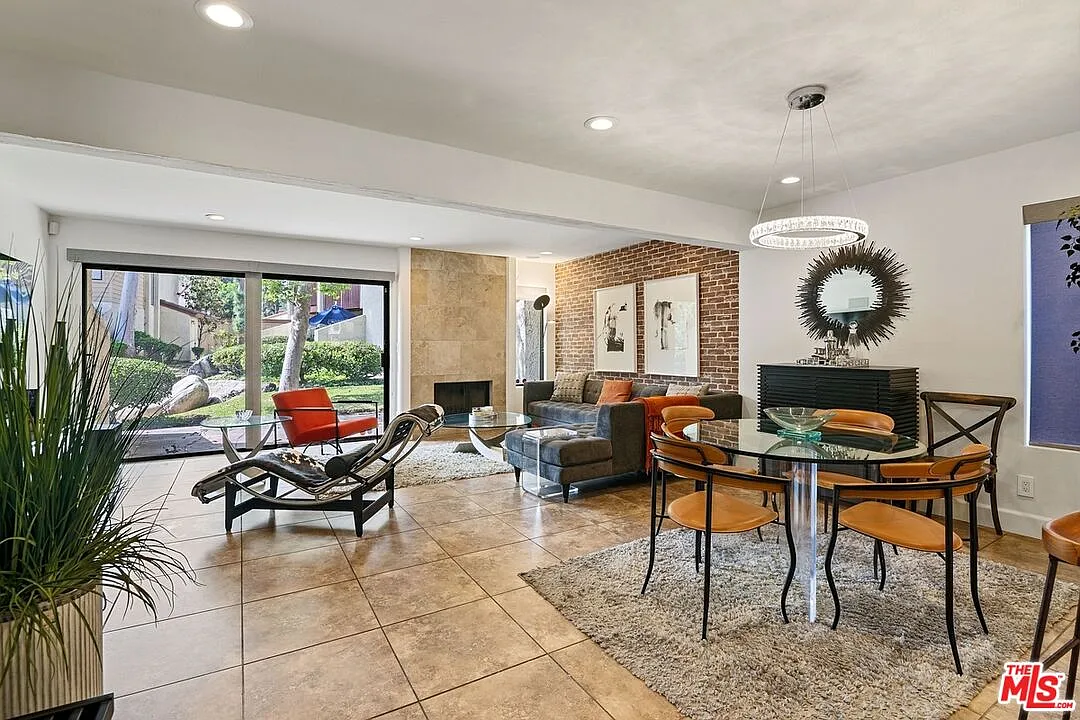 2 bed, 1263 sqft, $3,495 — Photo 1