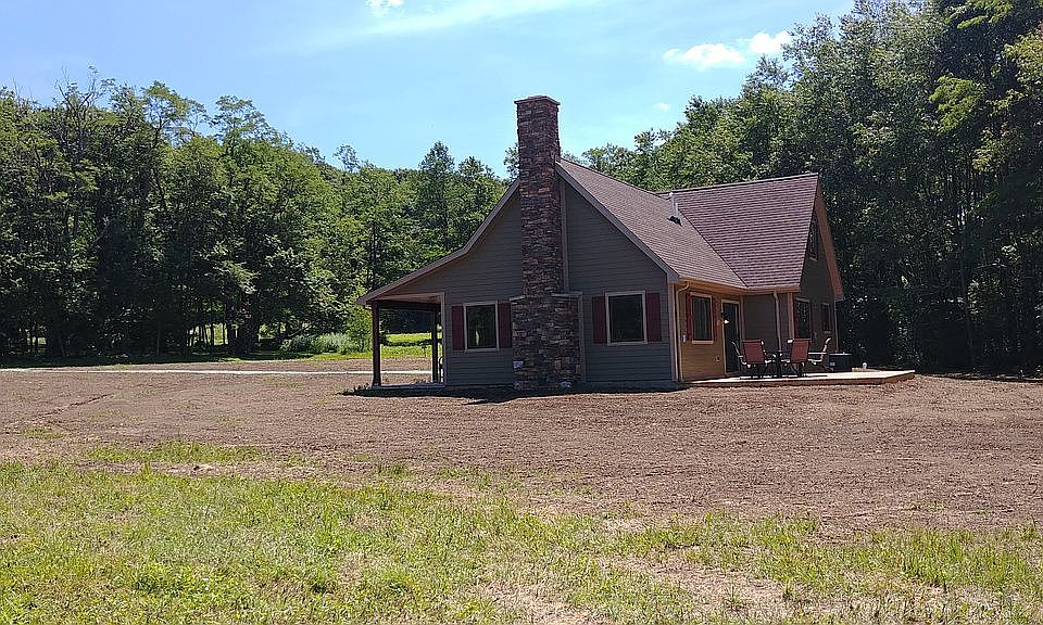 1st image of 216 Deer Fern Dr