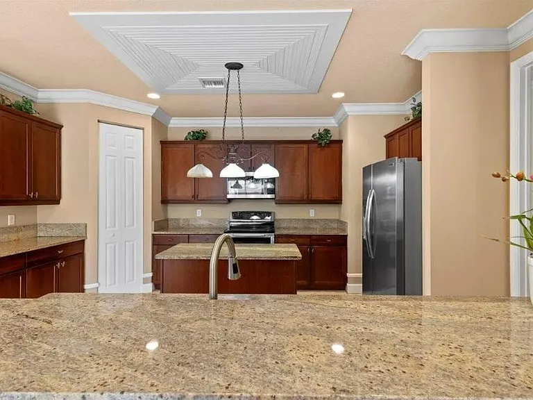 2335 NW Via Della Ct — Photo 26
