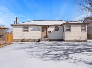 1507 Avenue E, Levelland, TX 79336