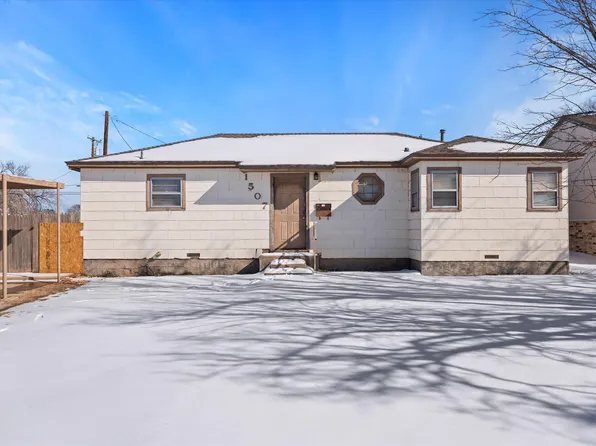 1507 Avenue E, Levelland, TX 79336