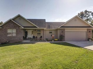 306 Curry Ln, Galena, MO 65656