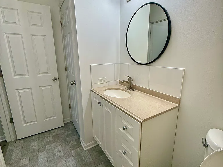 1363 Cunat Ct #3B — Photo 10