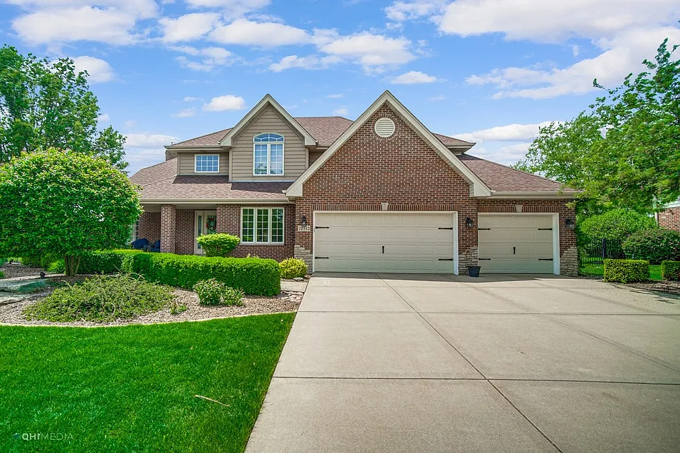4 bed, 3170 sqft, $6,500 — Photo 1