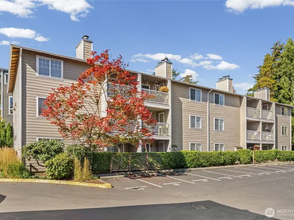 1132 N 198th Street #C302, Shoreline, WA 98133