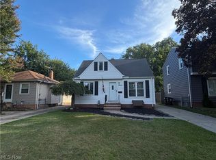 2621 Liggett Dr, Parma, OH 44134