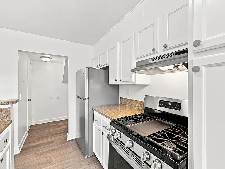 6329 Hummingbird St — Photo 20