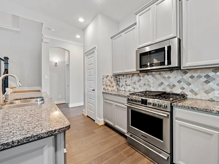 18419 Blue Hollow Heights Dr — Photo 7