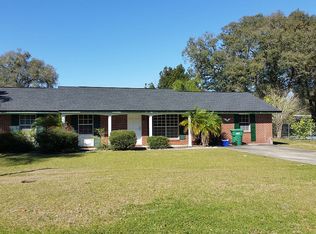 911 E Michigan Ave, Deland, FL 32724