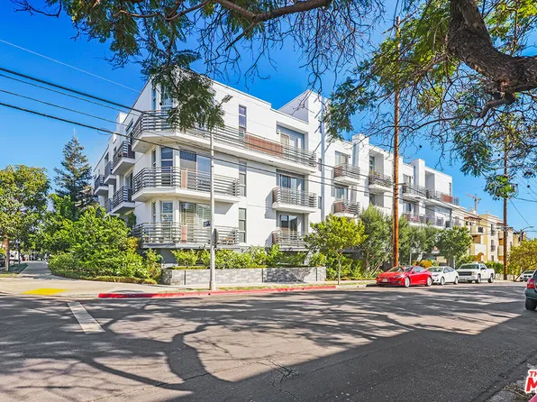 900 S Westgate Ave APT 201, Los Angeles, CA 90049